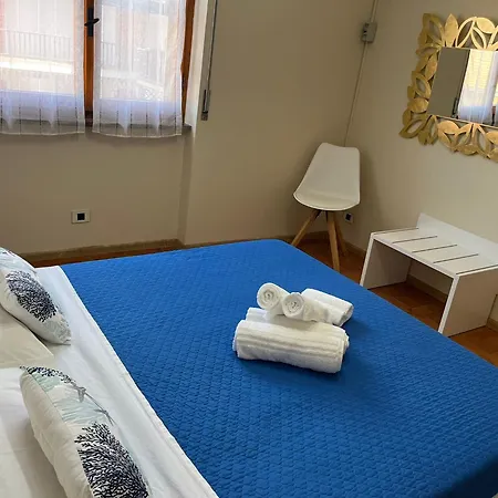 Valentinas Rent - *